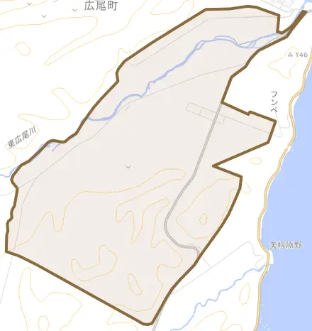 字茂寄南とその周辺の地図。町の範囲を重ねている