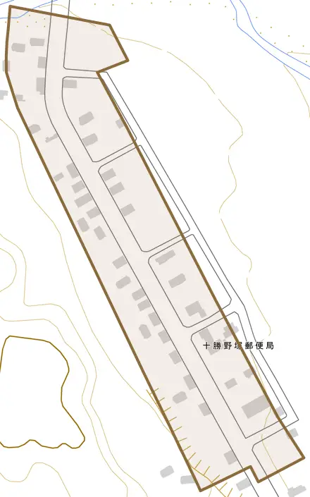 字野塚本通とその周辺の地図。町の範囲を重ねている