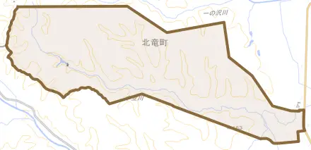 字西川とその周辺の地図。町の範囲を重ねている