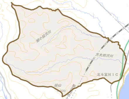 三好とその周辺の地図。町の範囲を重ねている