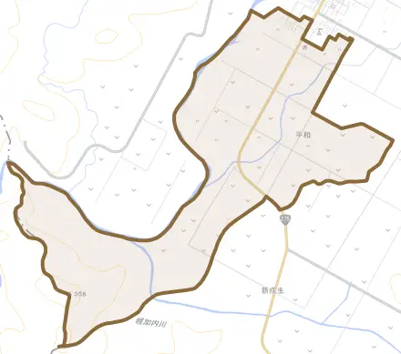 字平和とその周辺の地図。町の範囲を重ねている