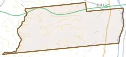 字青山とその周辺の地図。町の範囲を重ねている
