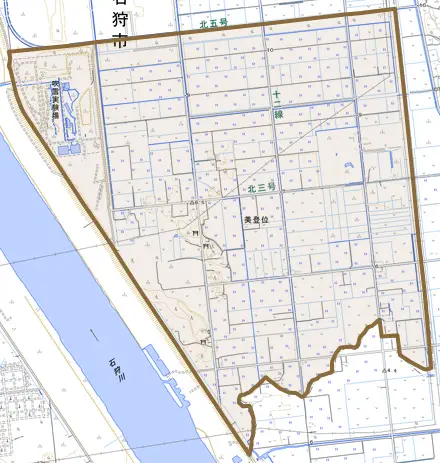 美登位とその周辺の地図。町の範囲を重ねている