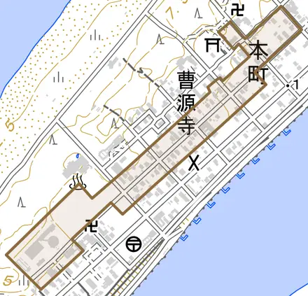 横町とその周辺の地図。町の範囲を重ねている