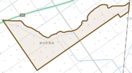 栗沢町栗部とその周辺の地図。町の範囲を重ねている