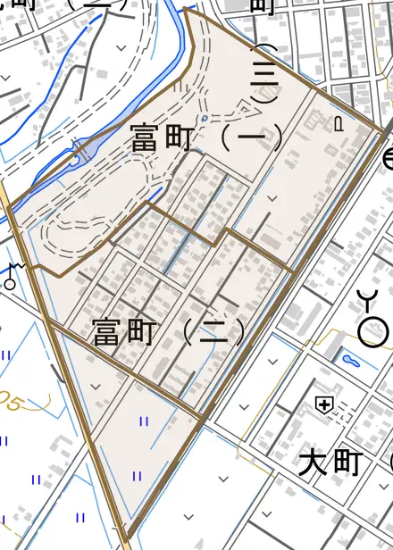 富町とその周辺の地図。町の範囲を重ねている