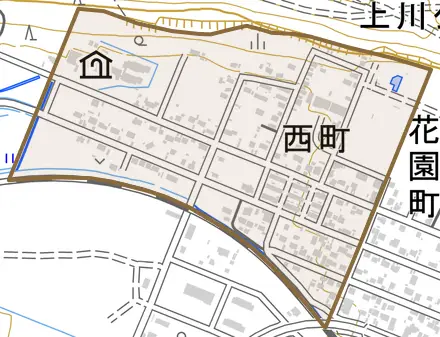 西町とその周辺の地図。町の範囲を重ねている