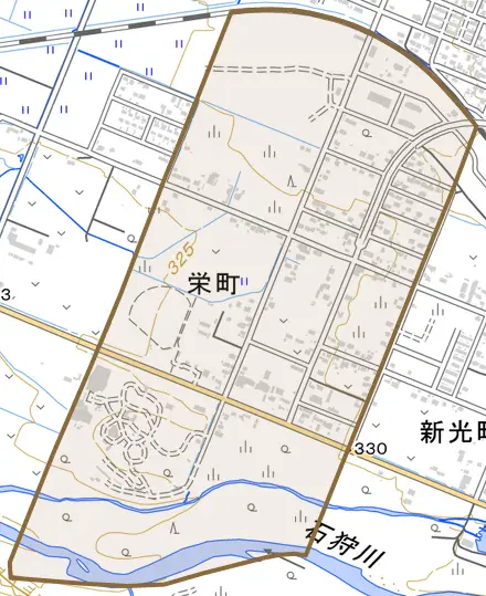 栄町とその周辺の地図。町の範囲を重ねている