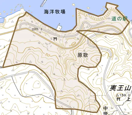 字原歌とその周辺の地図。町の範囲を重ねている