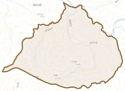 字宮越とその周辺の地図。町の範囲を重ねている