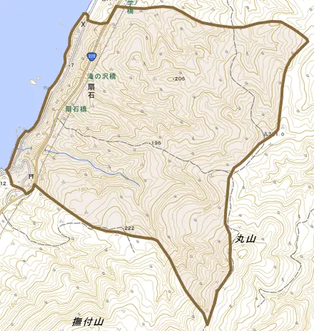 字扇石とその周辺の地図。町の範囲を重ねている