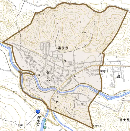 字喜茂別とその周辺の地図。町の範囲を重ねている