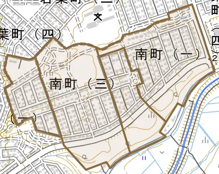 南町とその周辺の地図。町の範囲を重ねている