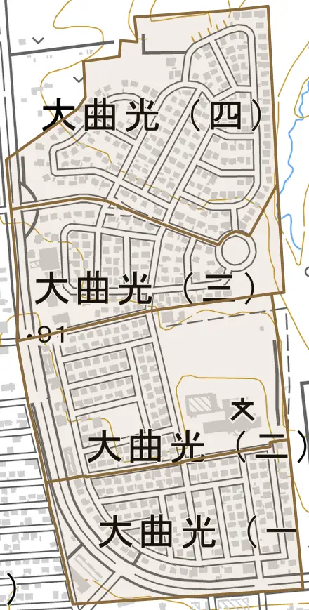 大曲光とその周辺の地図。町の範囲を重ねている