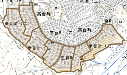 里見町とその周辺の地図。町の範囲を重ねている