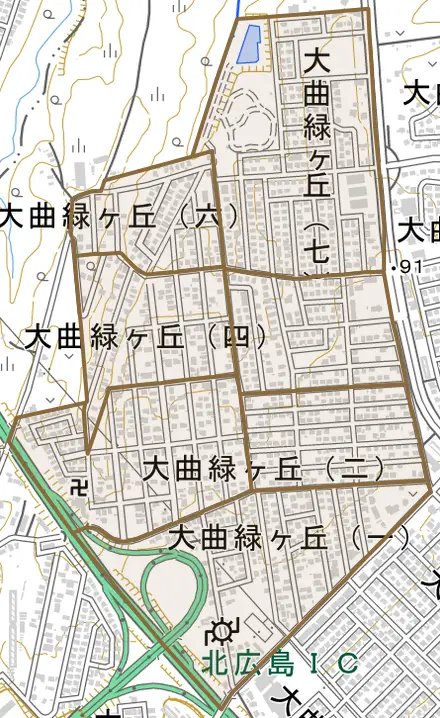 大曲緑ヶ丘とその周辺の地図。町の範囲を重ねている
