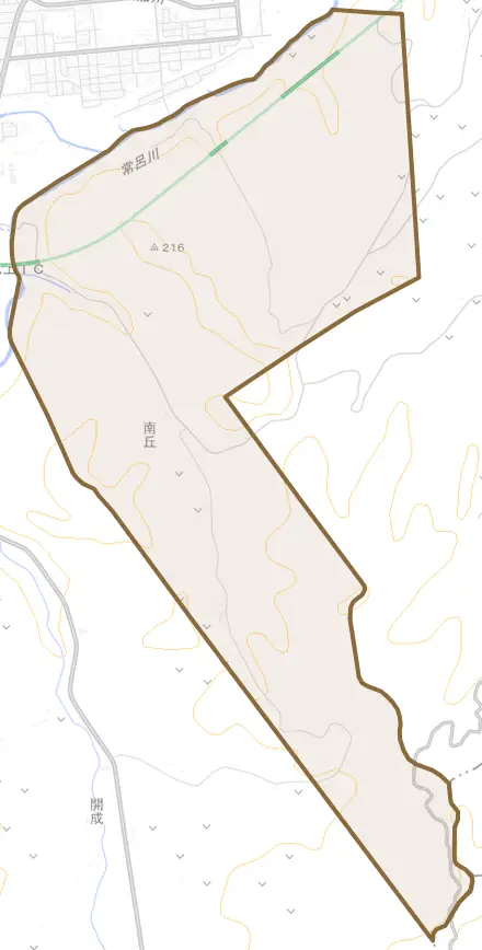 南丘とその周辺の地図。町の範囲を重ねている