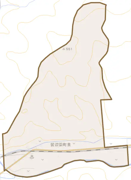留辺蘂町泉とその周辺の地図。町の範囲を重ねている