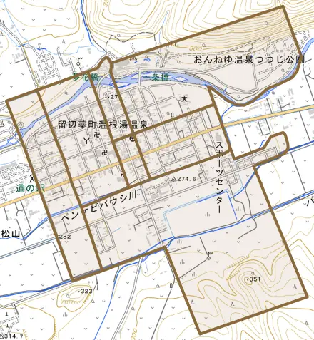 留辺蘂町温根湯温泉とその周辺の地図。町の範囲を重ねている