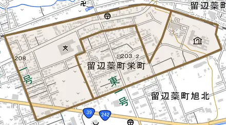 留辺蘂町栄町とその周辺の地図。町の範囲を重ねている