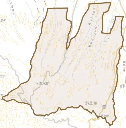 字もこと山とその周辺の地図。町の範囲を重ねている