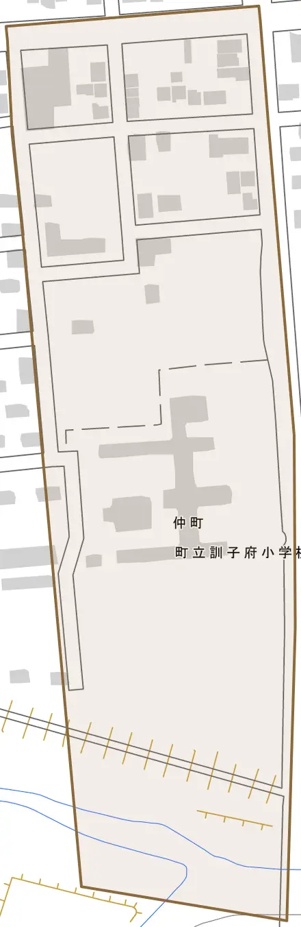 仲町とその周辺の地図。町の範囲を重ねている