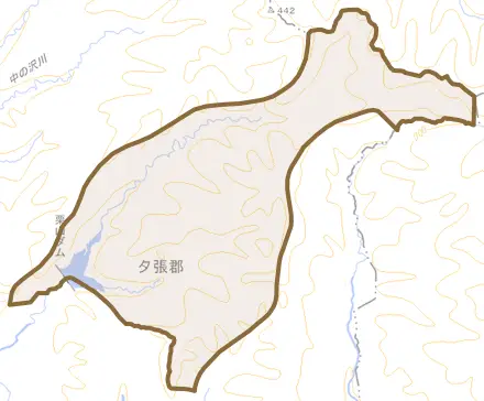 字本沢とその周辺の地図。町の範囲を重ねている