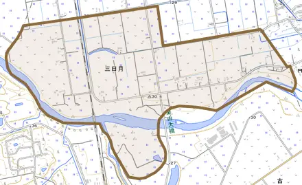 字三日月とその周辺の地図。町の範囲を重ねている