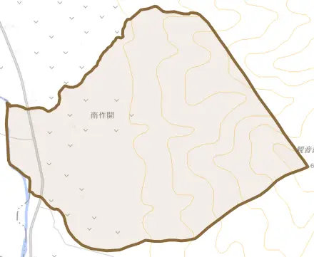 字南作開とその周辺の地図。町の範囲を重ねている