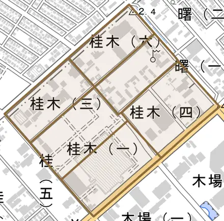 桂木とその周辺の地図。町の範囲を重ねている