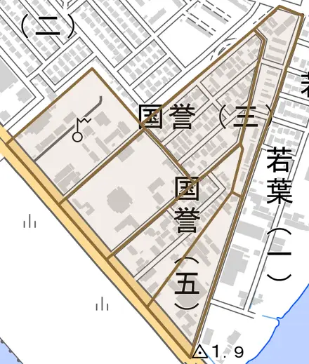 国誉とその周辺の地図。町の範囲を重ねている