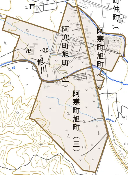 阿寒町旭町とその周辺の地図。町の範囲を重ねている