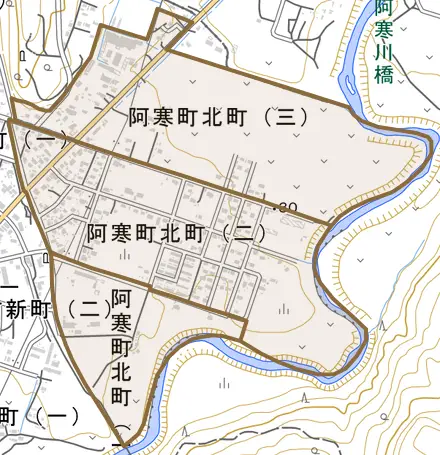 阿寒町北町とその周辺の地図。町の範囲を重ねている