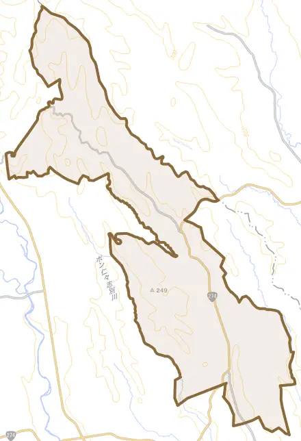 阿寒町共和とその周辺の地図。町の範囲を重ねている