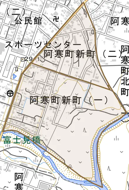 阿寒町新町とその周辺の地図。町の範囲を重ねている