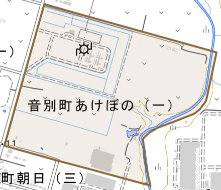 音別町あけぼのとその周辺の地図。町の範囲を重ねている