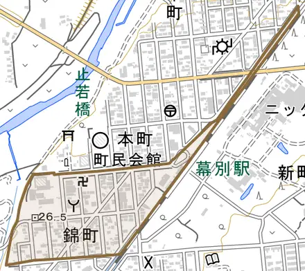 錦町とその周辺の地図。町の範囲を重ねている