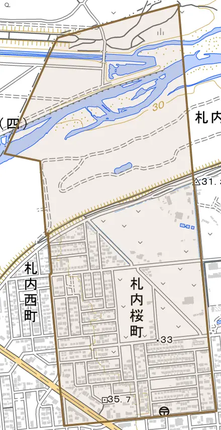 札内桜町とその周辺の地図。町の範囲を重ねている