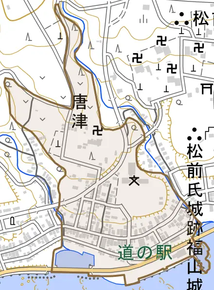 字唐津とその周辺の地図。町の範囲を重ねている