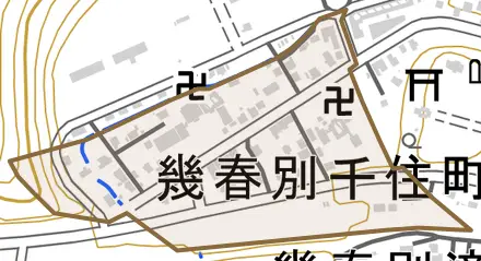 幾春別千住町とその周辺の地図。町の範囲を重ねている