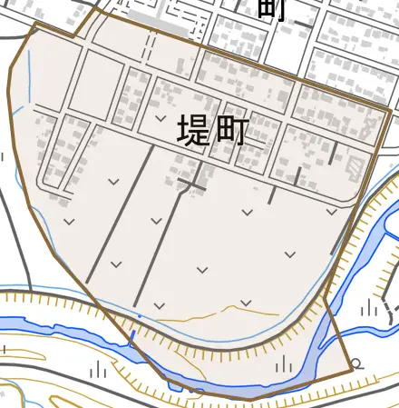 堤町とその周辺の地図。町の範囲を重ねている