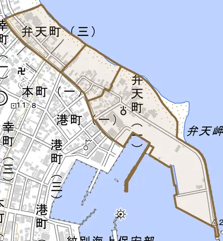 弁天町とその周辺の地図。町の範囲を重ねている