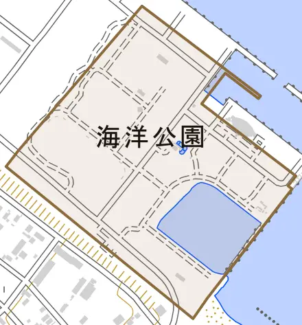 海洋公園とその周辺の地図。町の範囲を重ねている