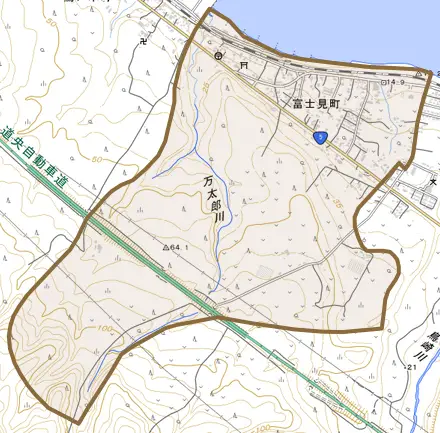 字富士見町とその周辺の地図。町の範囲を重ねている
