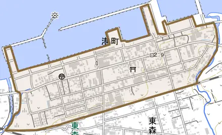 字港町とその周辺の地図。町の範囲を重ねている