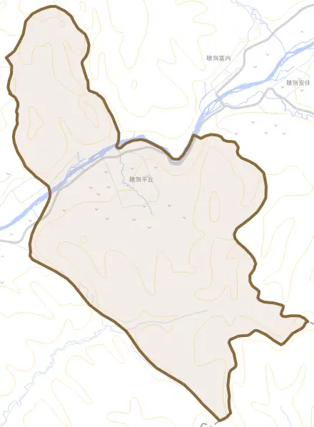 穂別平丘とその周辺の地図。町の範囲を重ねている