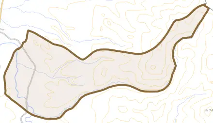 字豊泉とその周辺の地図。町の範囲を重ねている