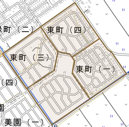 東町とその周辺の地図。町の範囲を重ねている