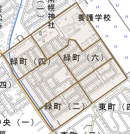 緑町とその周辺の地図。町の範囲を重ねている