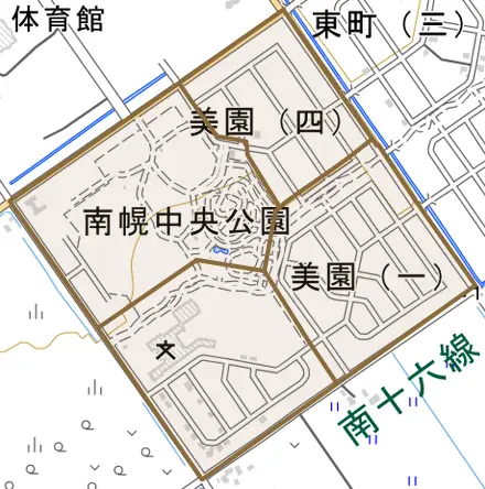 美園とその周辺の地図。町の範囲を重ねている